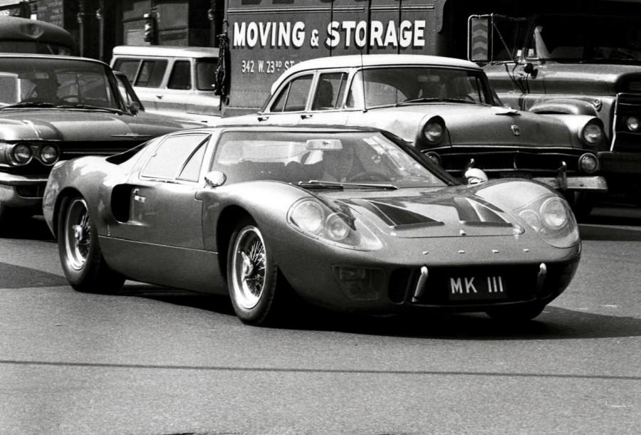  Ford GT40 1968 года  (фото 8 из 13)